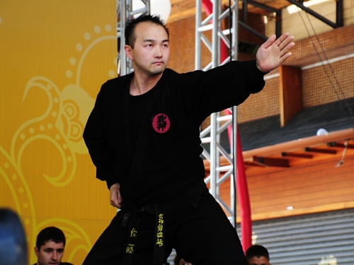 Apresenta��o de Ninjutsu no 43� Toyo Matsuri